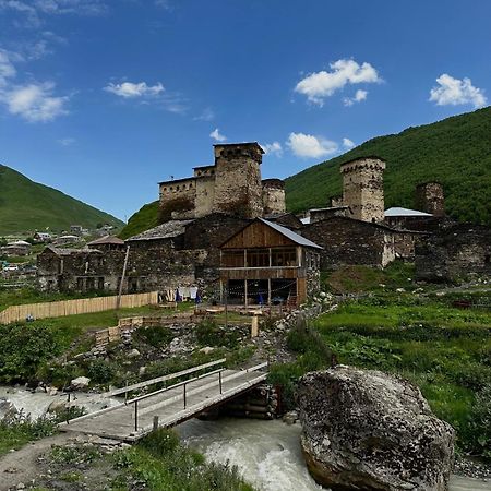 Hotel Nanila Ushguli Esterno foto
